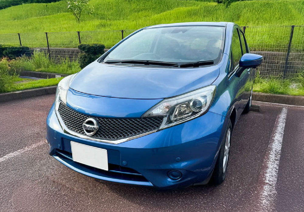 沖縄那覇 いずみレンタカーのニッサンノート